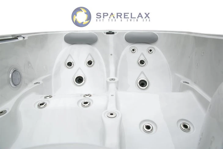 Couple Spa Family Hot Tub